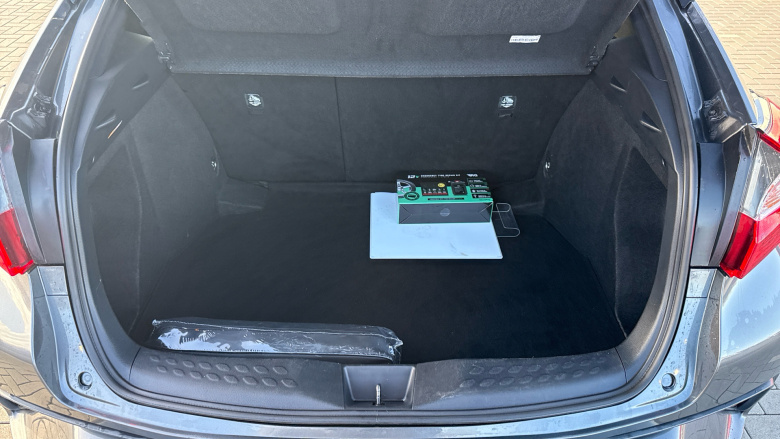 Toyota C-HR 1.8 Hybrid Design 5dr CVT Hybrid Hatchback